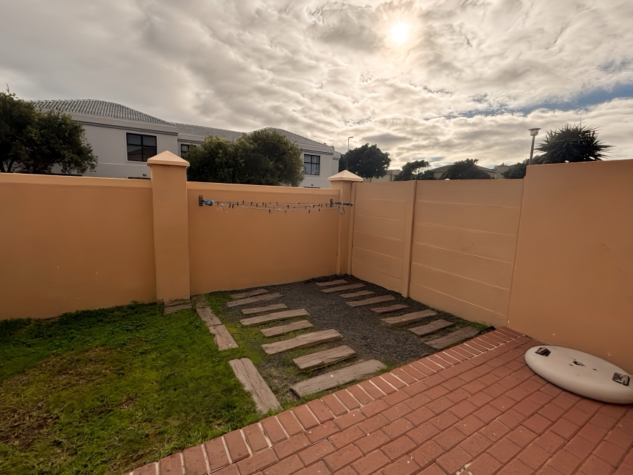 3 Bedroom Property for Sale in Parklands Western Cape